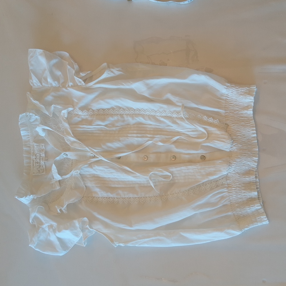 GUC Pink Martini White Button Front Top with Lace Inset Sz L